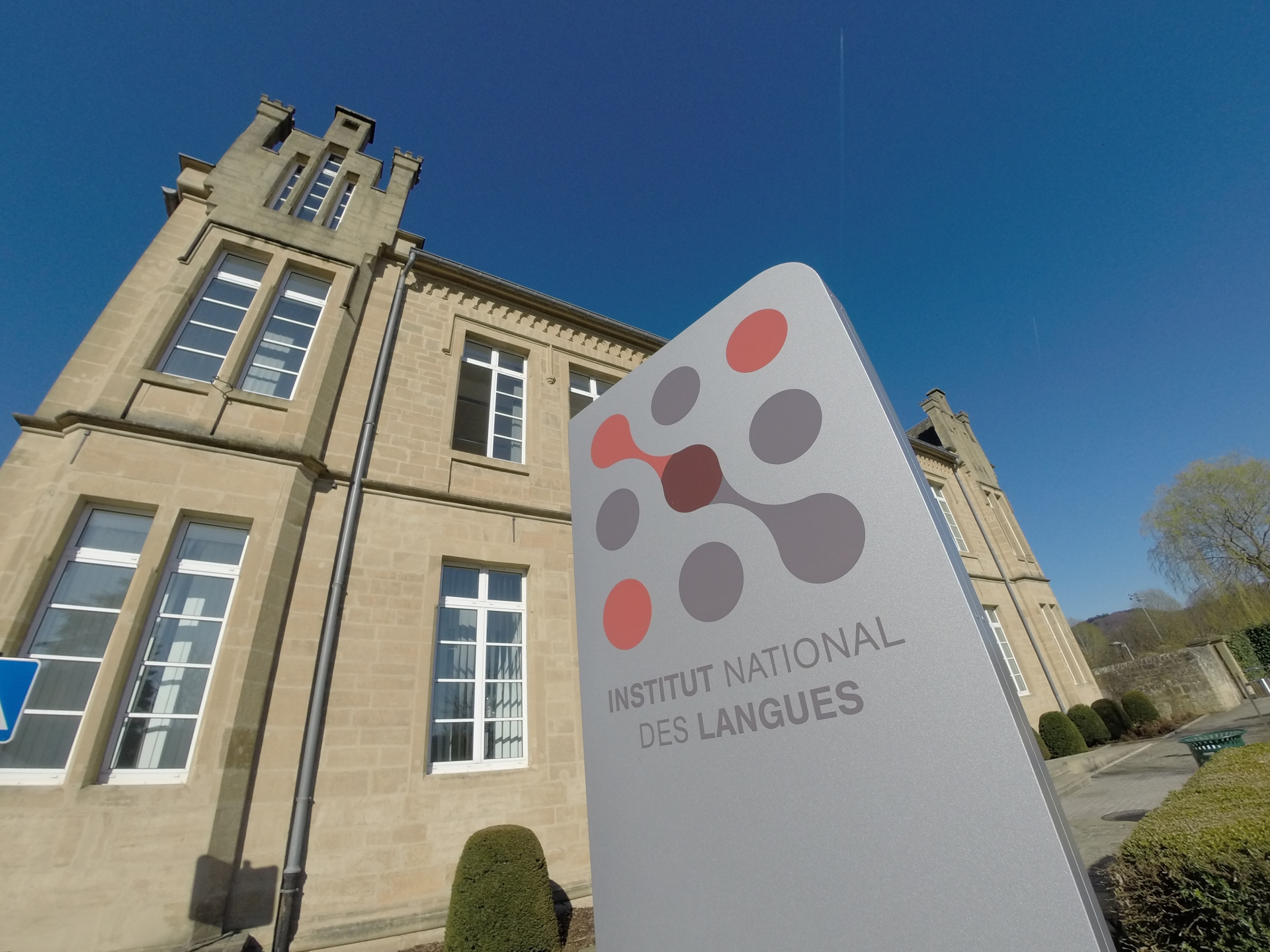 Institut national des langues jpg